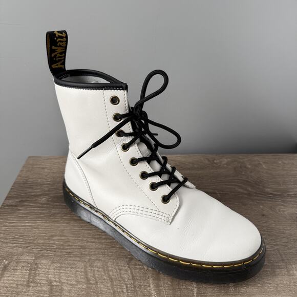 Dr. Martens Boots Womens 9 Mens 8 White Zavala Leather 8-Eye Combat Lace Up